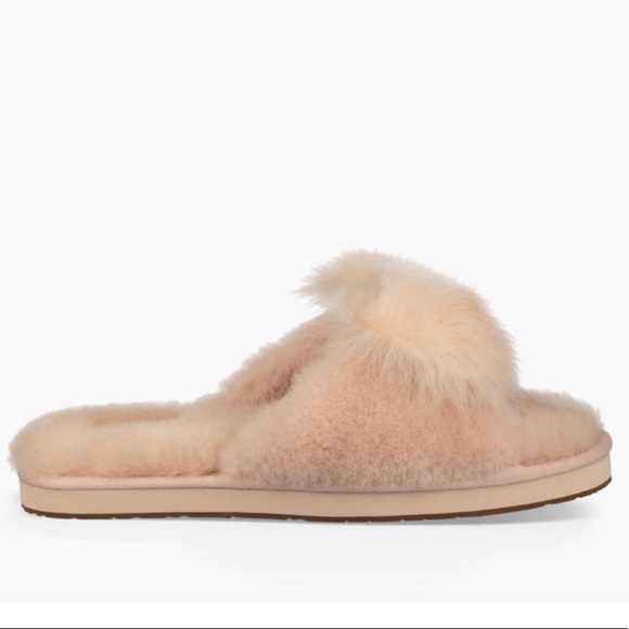 LAST PAIR - New in Box - Ugg Open Toe Bow Slippers - Picture 4 of 5